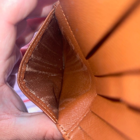Vintage Louis Vuitton monogram wallet - Picture 10 of 13